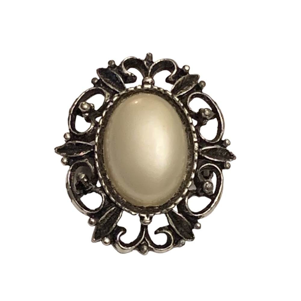 Victorian Style Brooch Faux Pearl Cabachon